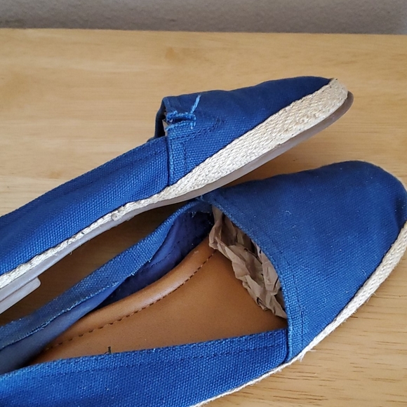 Lucky Brand Flat Canvas Espadrilles - Picture 9 of 12